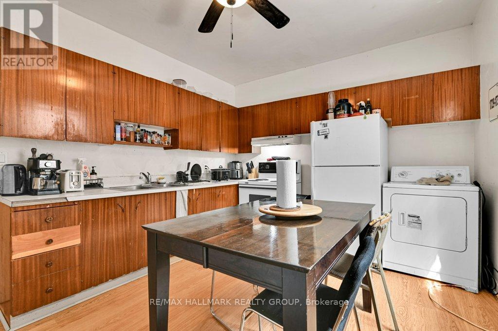 Photo 21 of 255 Fifth Avenue, Ottawa ON