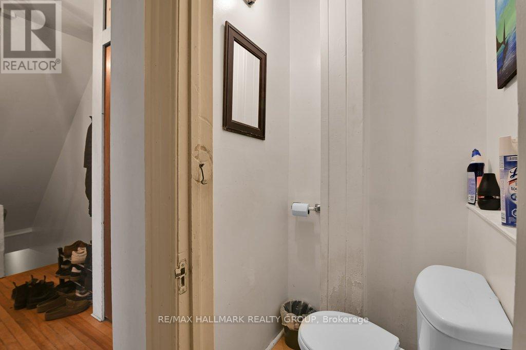 Photo 29 of 255 Fifth Avenue, Ottawa ON
