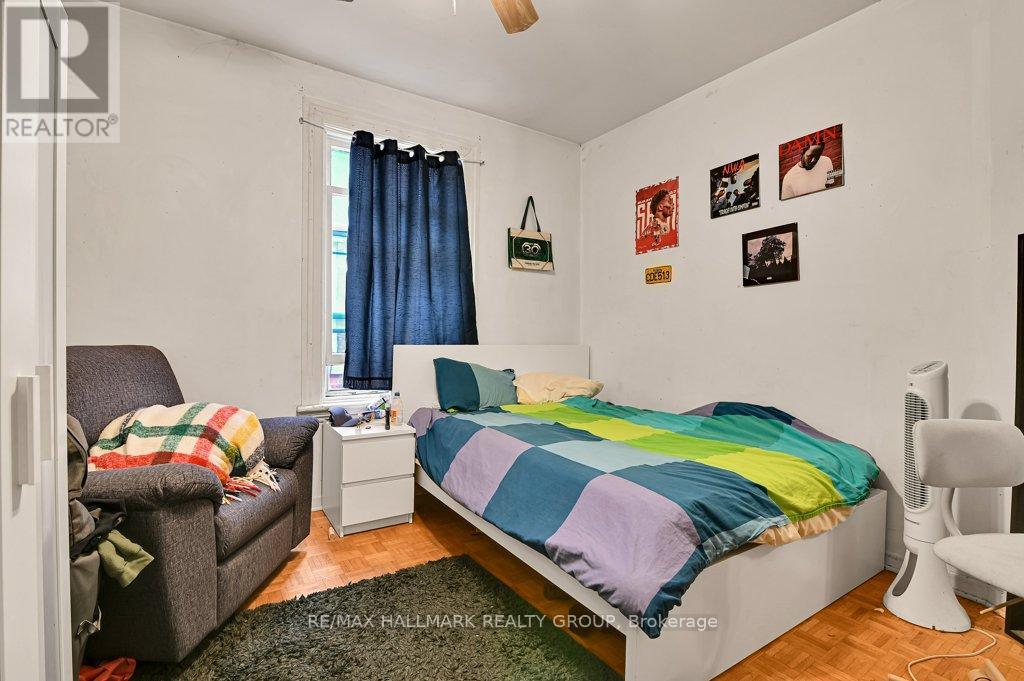 Photo 19 of 255 Fifth Avenue, Ottawa ON