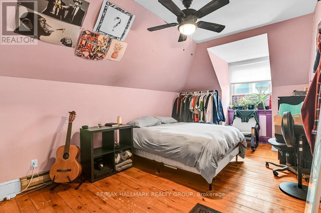 Photo 14 of 255 Fifth Avenue, Ottawa ON