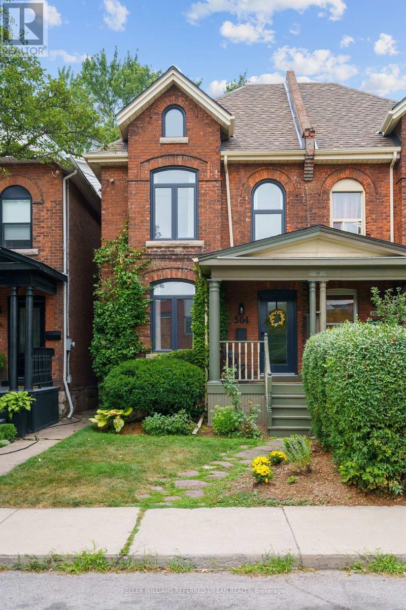 Photo 2 of 304 Herkimer Street, Hamilton ON