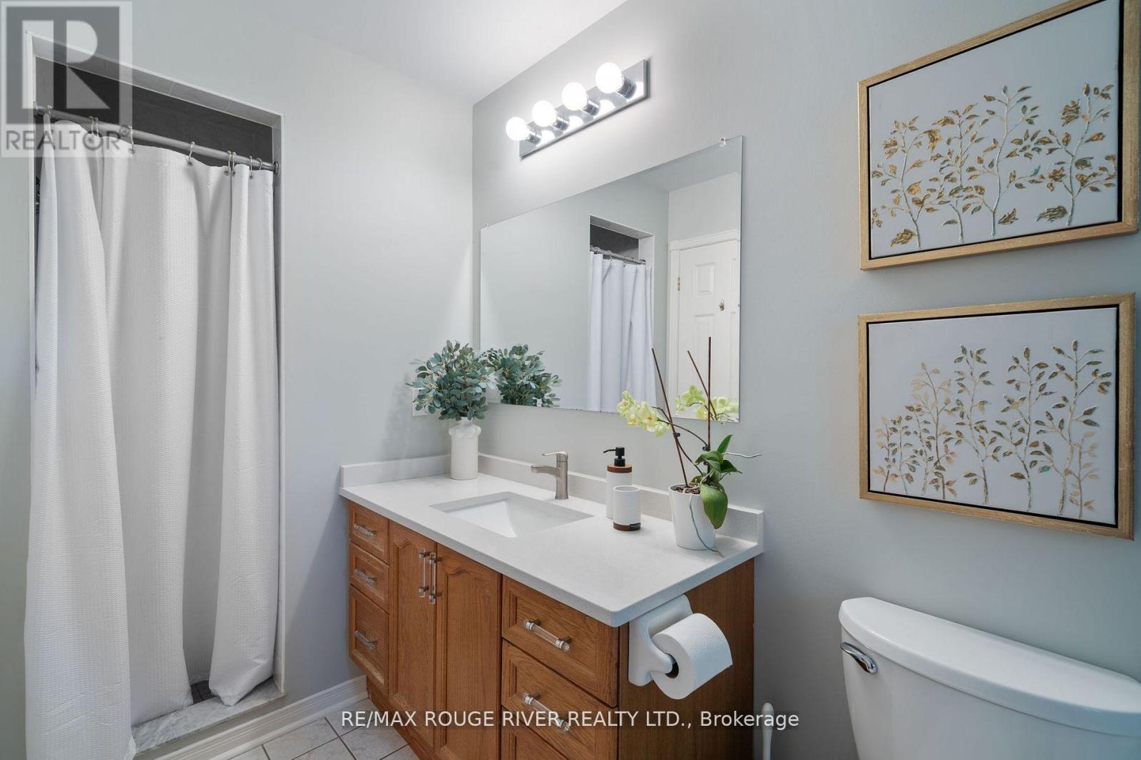 Photo 21 of 14 Deerfield Drive, Hamilton Township ON