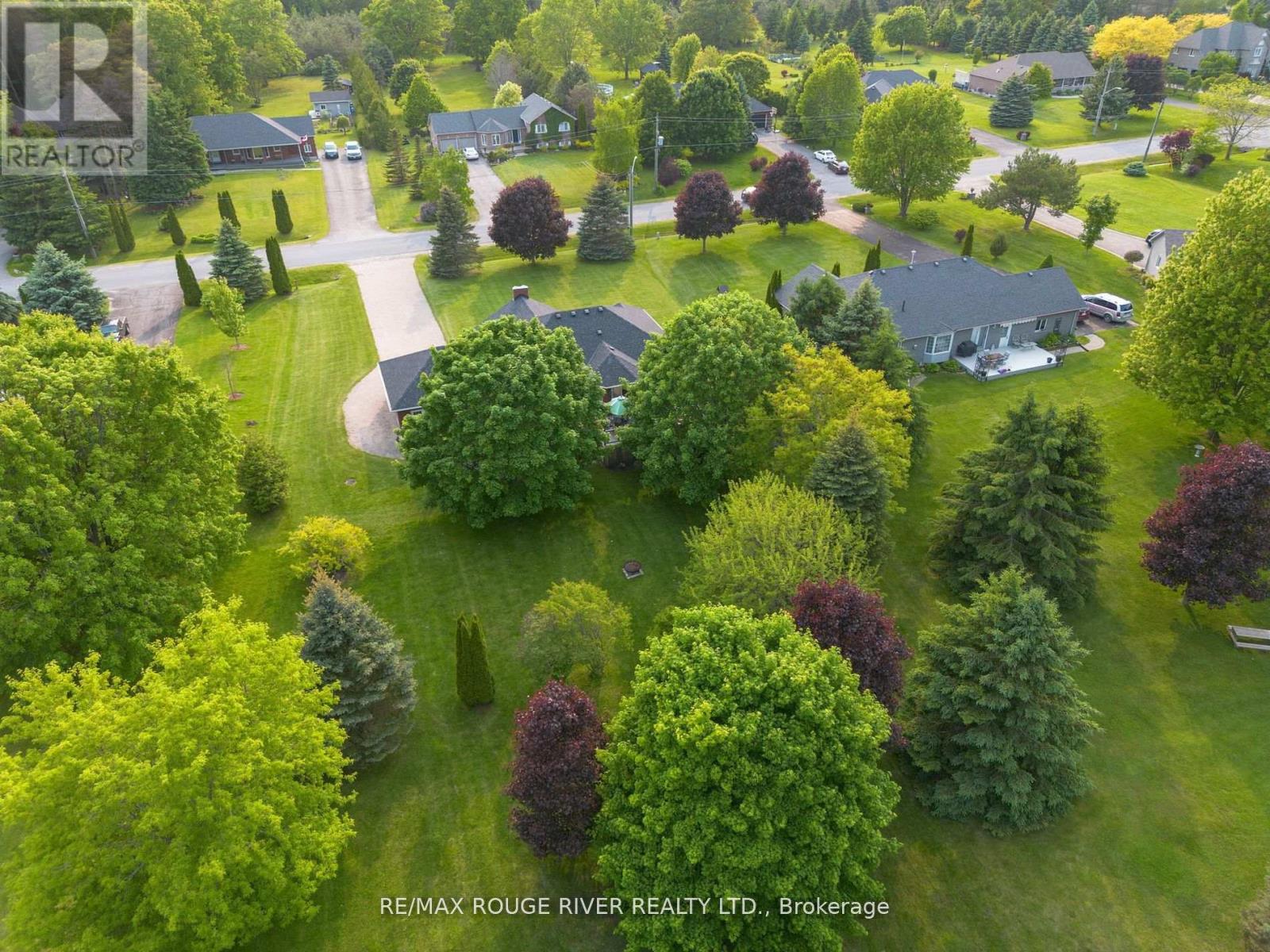 Photo 40 of 14 Deerfield Drive, Hamilton Township ON