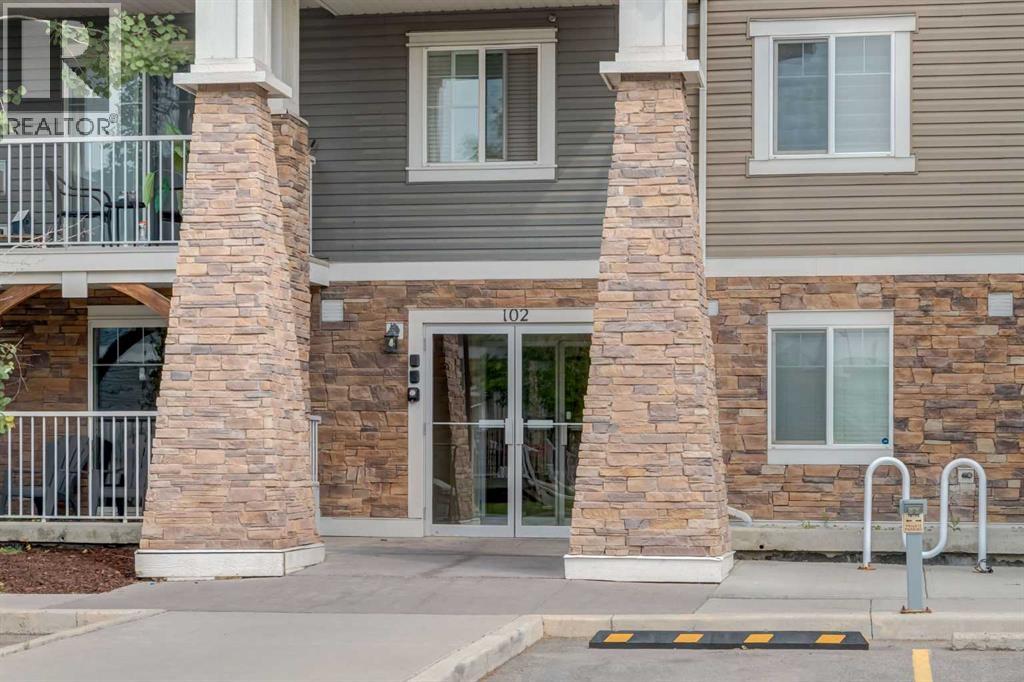 Single Family House for Sale in   Cranberry Park SE Cranston Calgary 