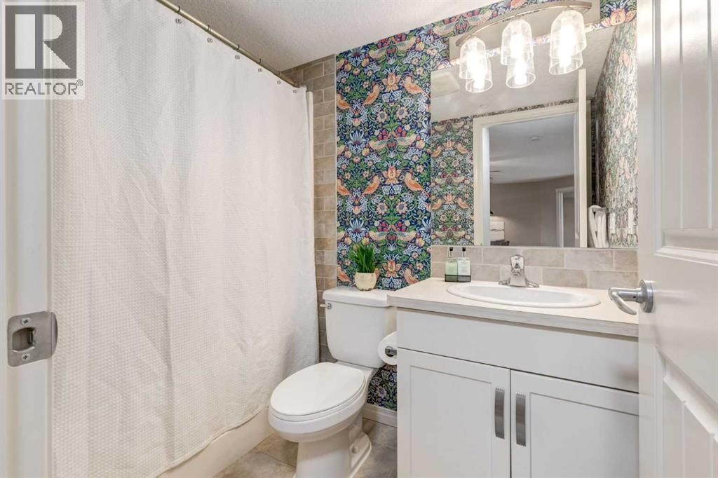 Single Family House for Sale in   Cranberry Park SE Cranston Calgary 