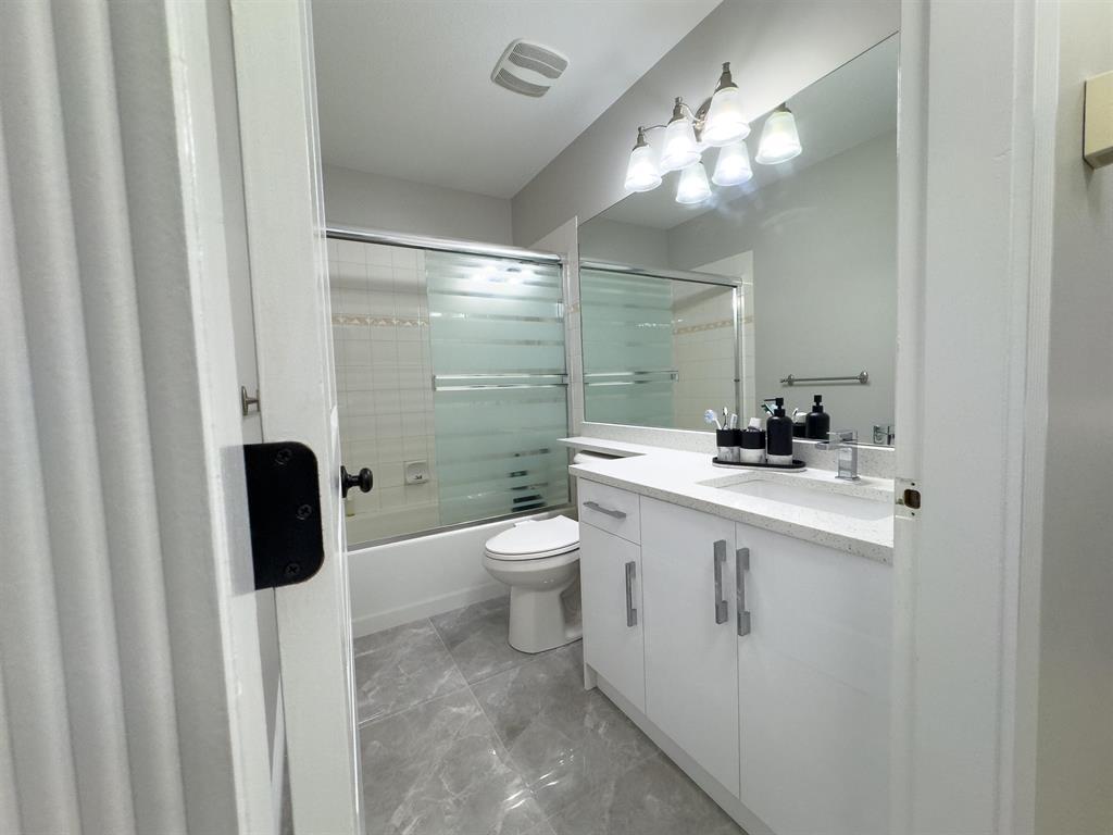 Photo 23 of 37 7640 Blott Street, Mission BC
