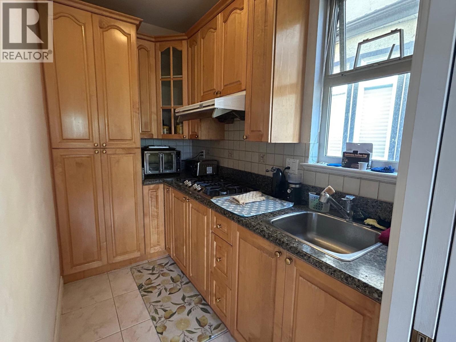 Photo 7 of 3021 W 21st Avenue, Vancouver BC