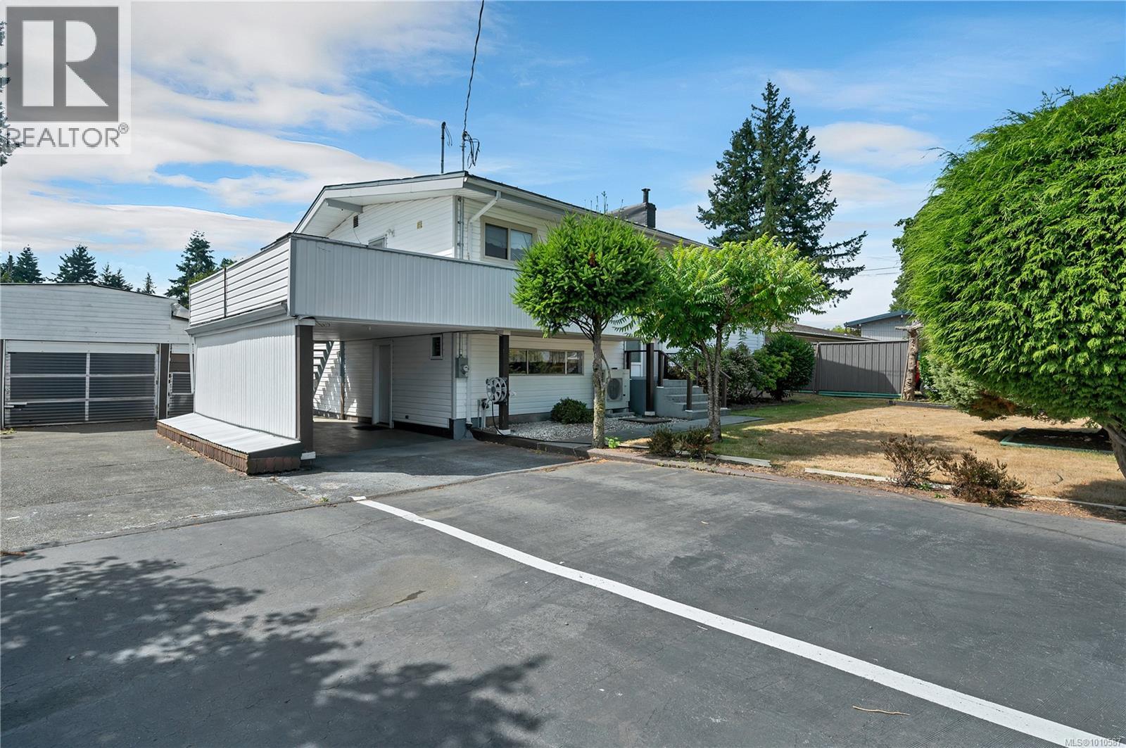 425 Evergreen Rd, Campbell River