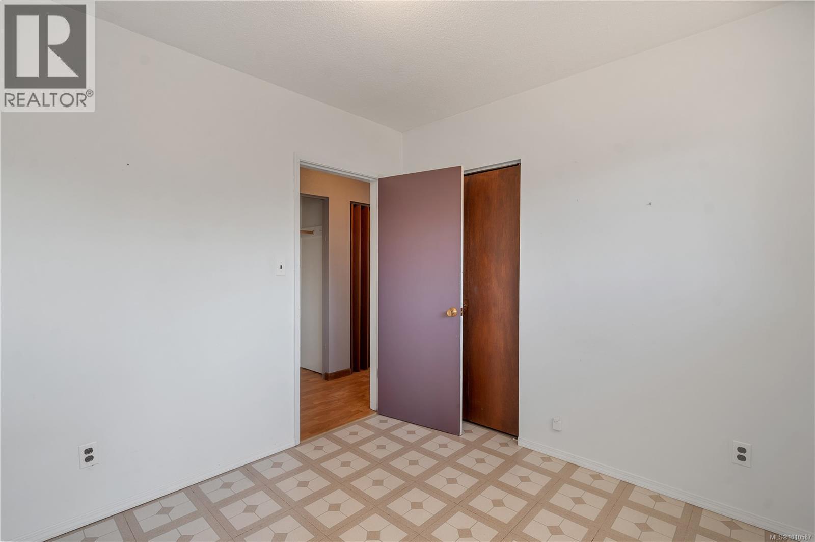 425 Evergreen Rd, Campbell River