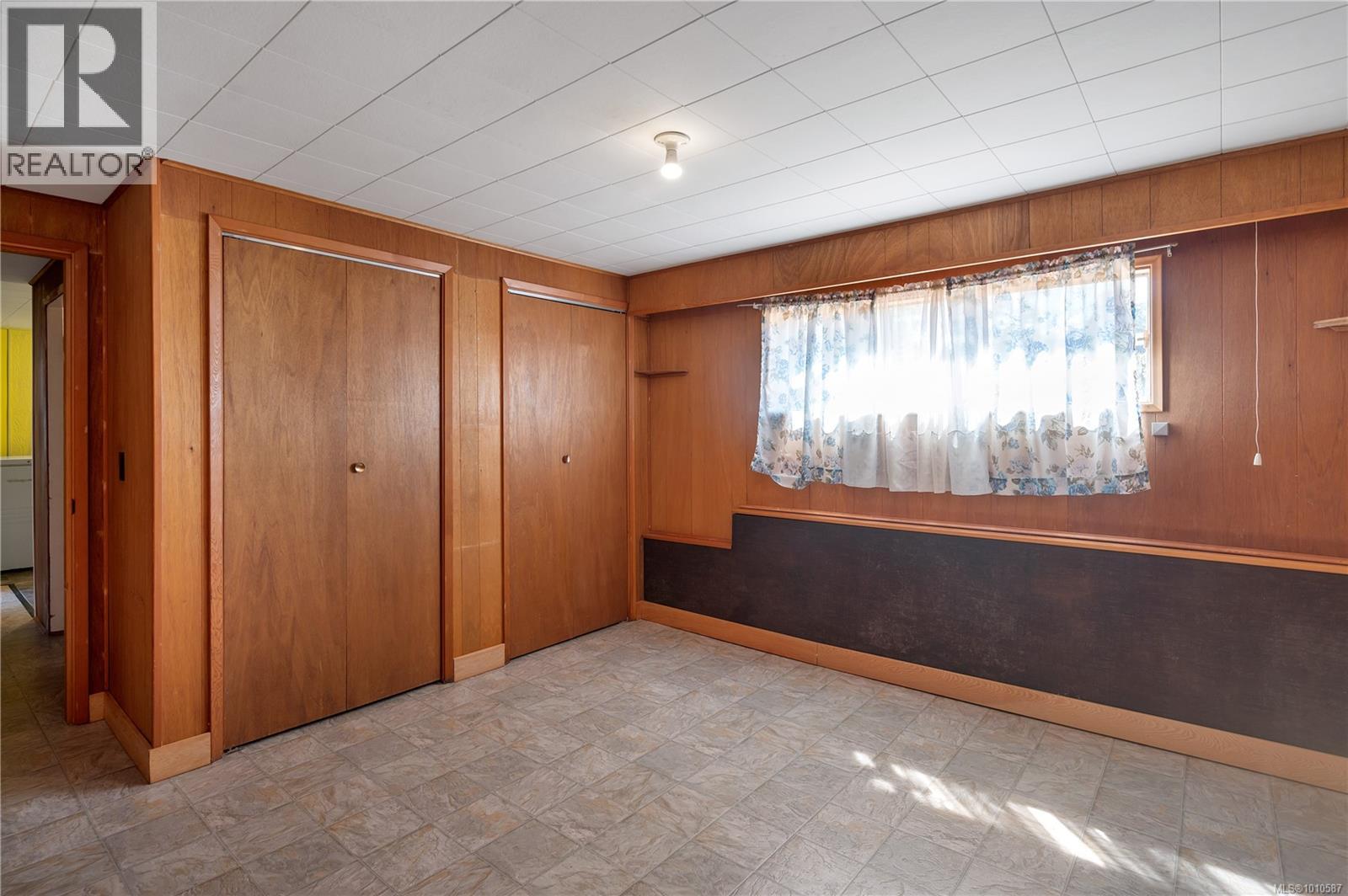 425 Evergreen Rd, Campbell River