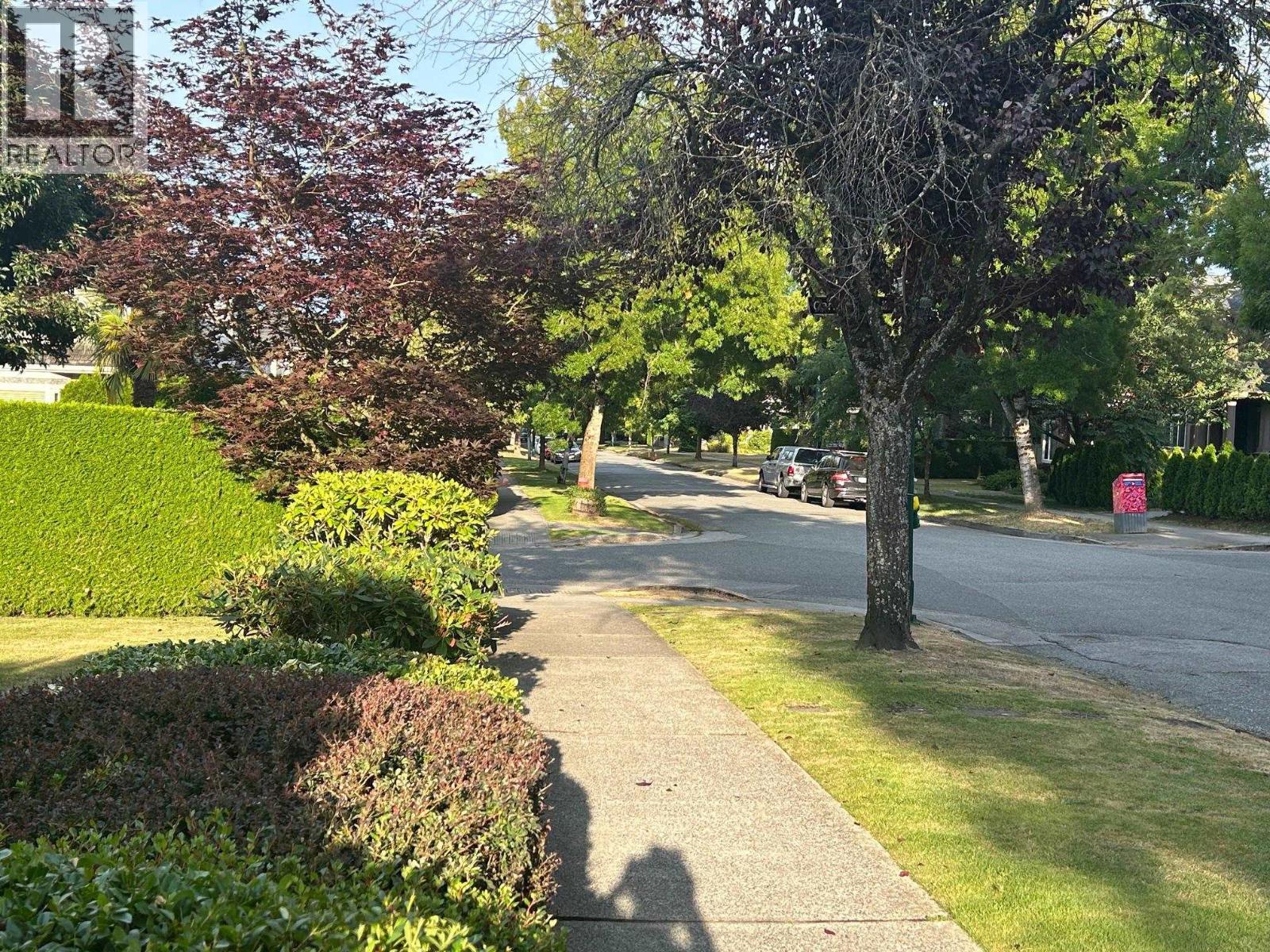 Photo 5 of 3021 W 21st Avenue, Vancouver BC