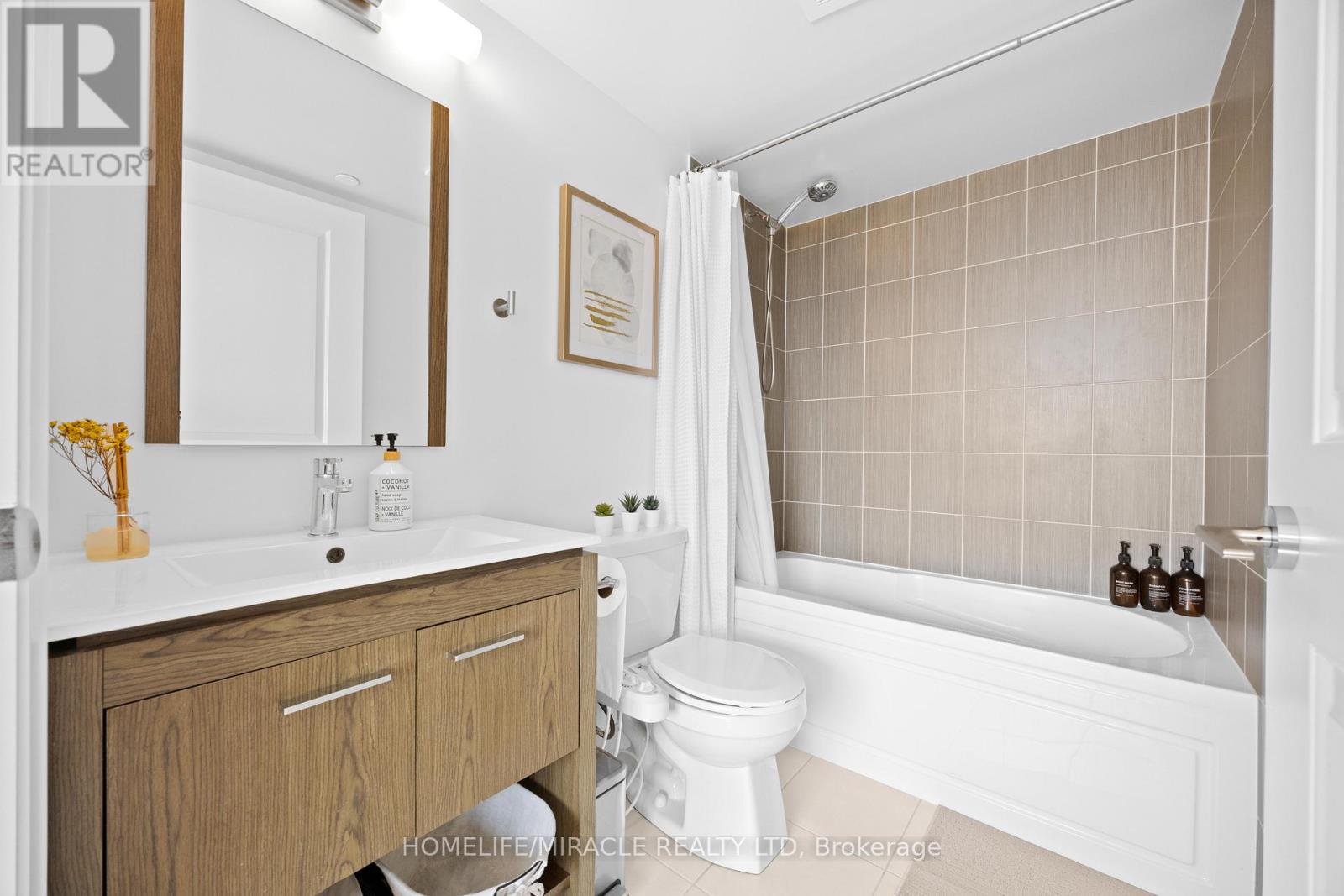 Photo 21 of 2002 30 Meadowglen Place, Toronto ON