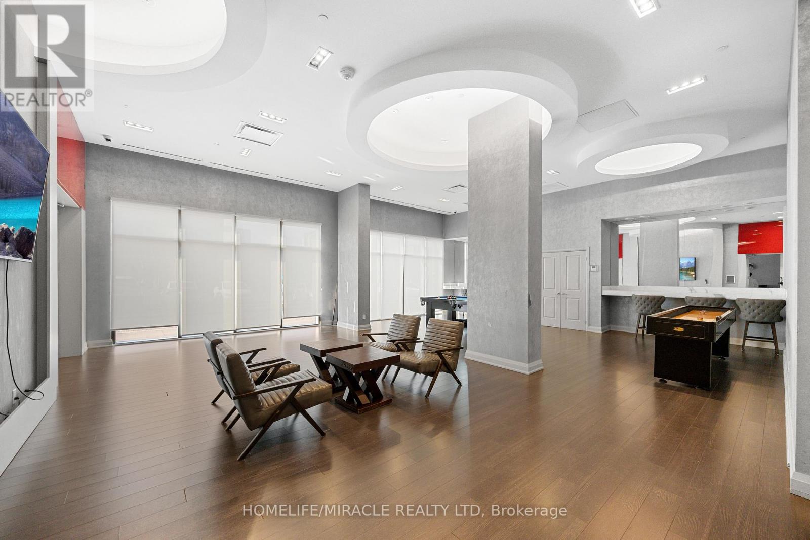 Photo 39 of 2002 30 Meadowglen Place, Toronto ON