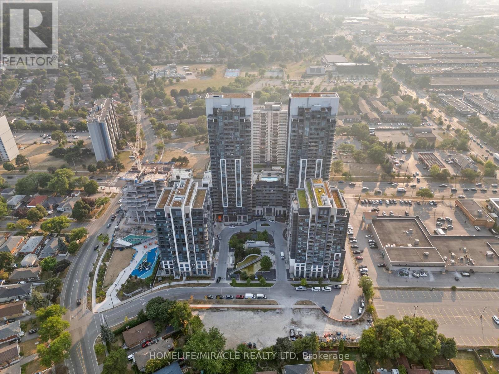 Photo 46 of 2002 30 Meadowglen Place, Toronto ON