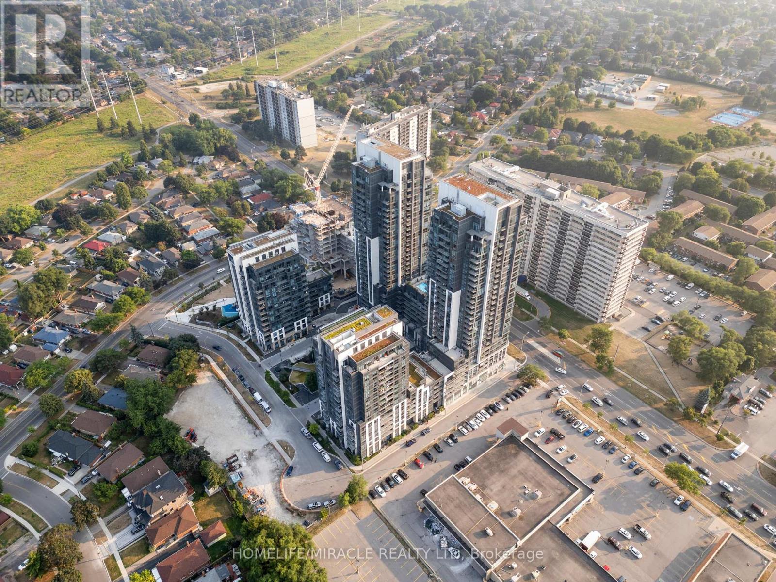 Photo 47 of 2002 30 Meadowglen Place, Toronto ON