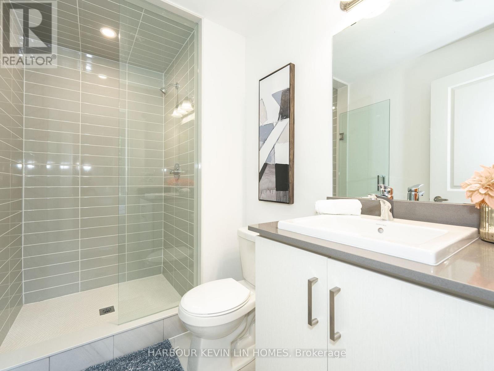 Photo 15 of 48 Carole Bell Way, Markham ON
