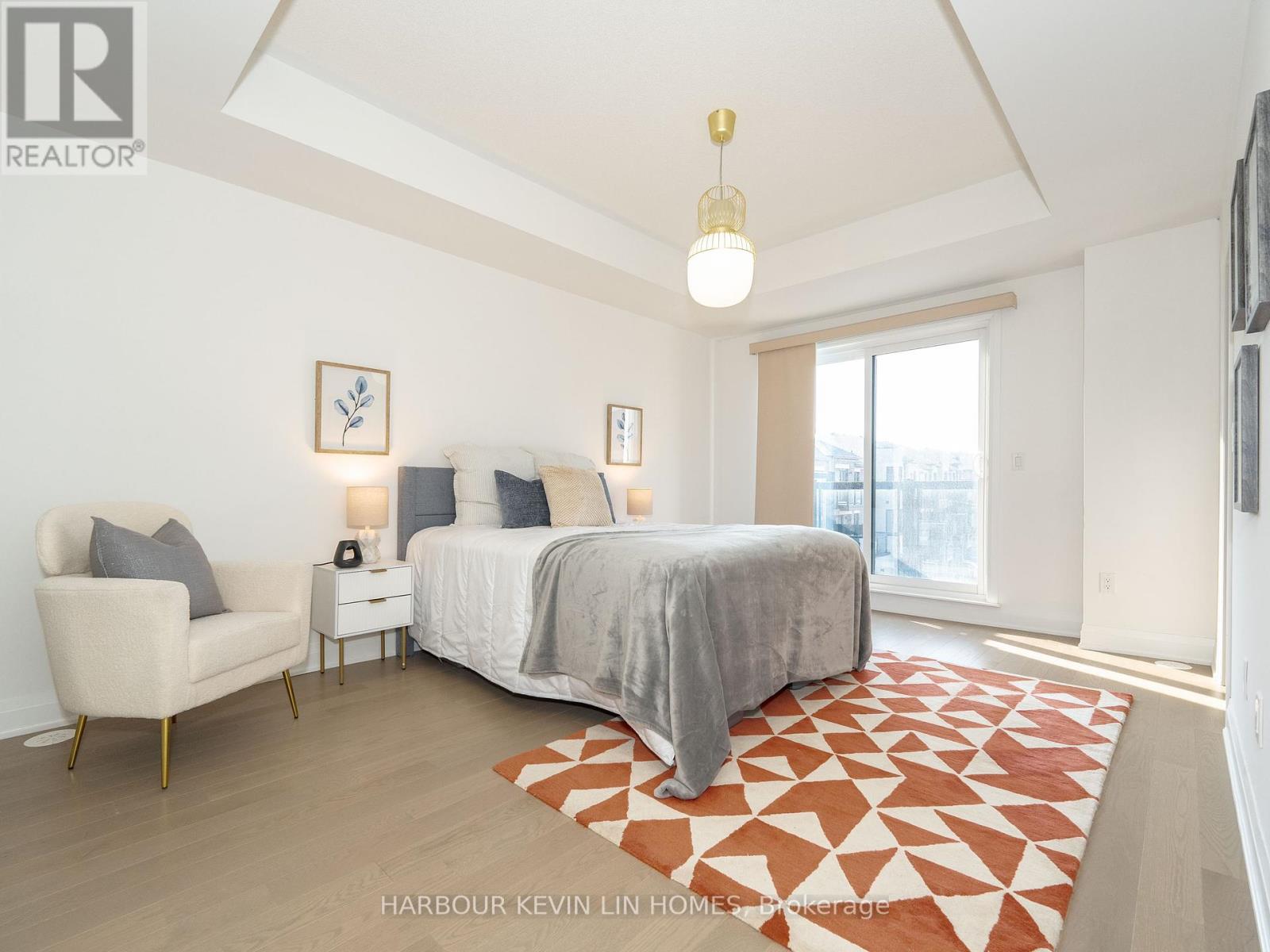 Photo 26 of 48 Carole Bell Way, Markham ON