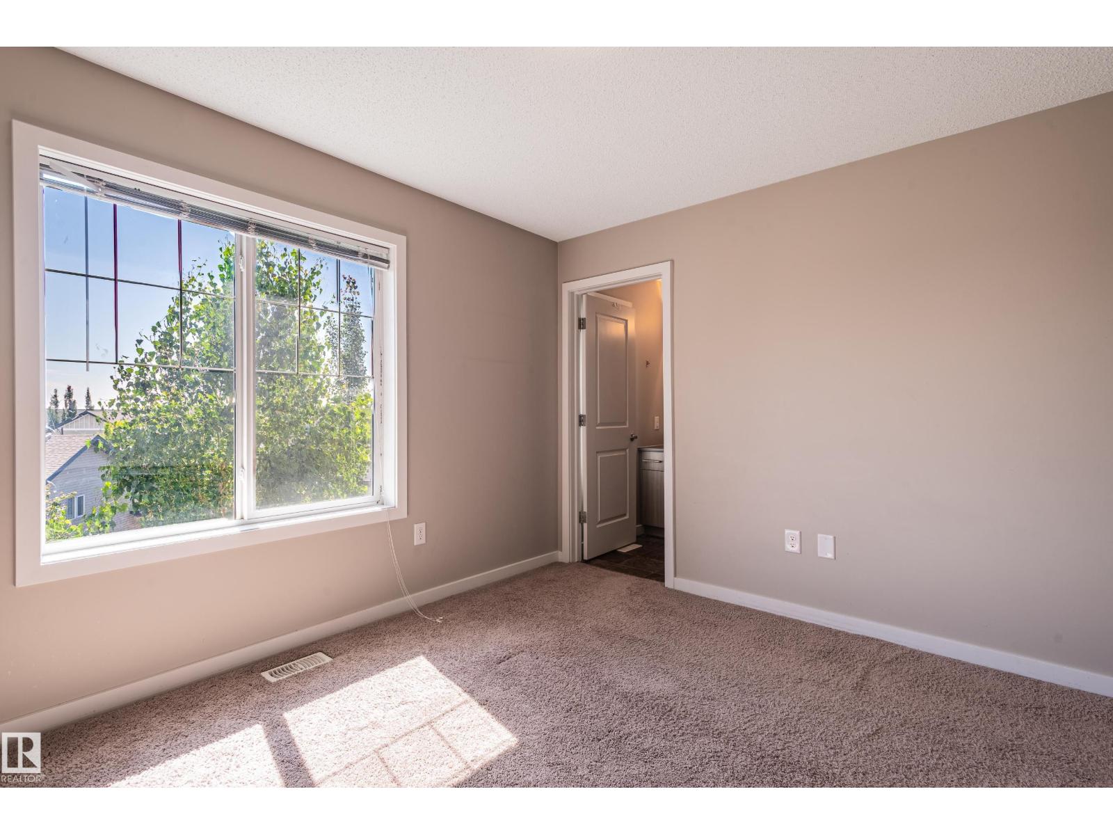 Photo 23 of 71 2803 James Mowatt Tr Sw, Edmonton AB