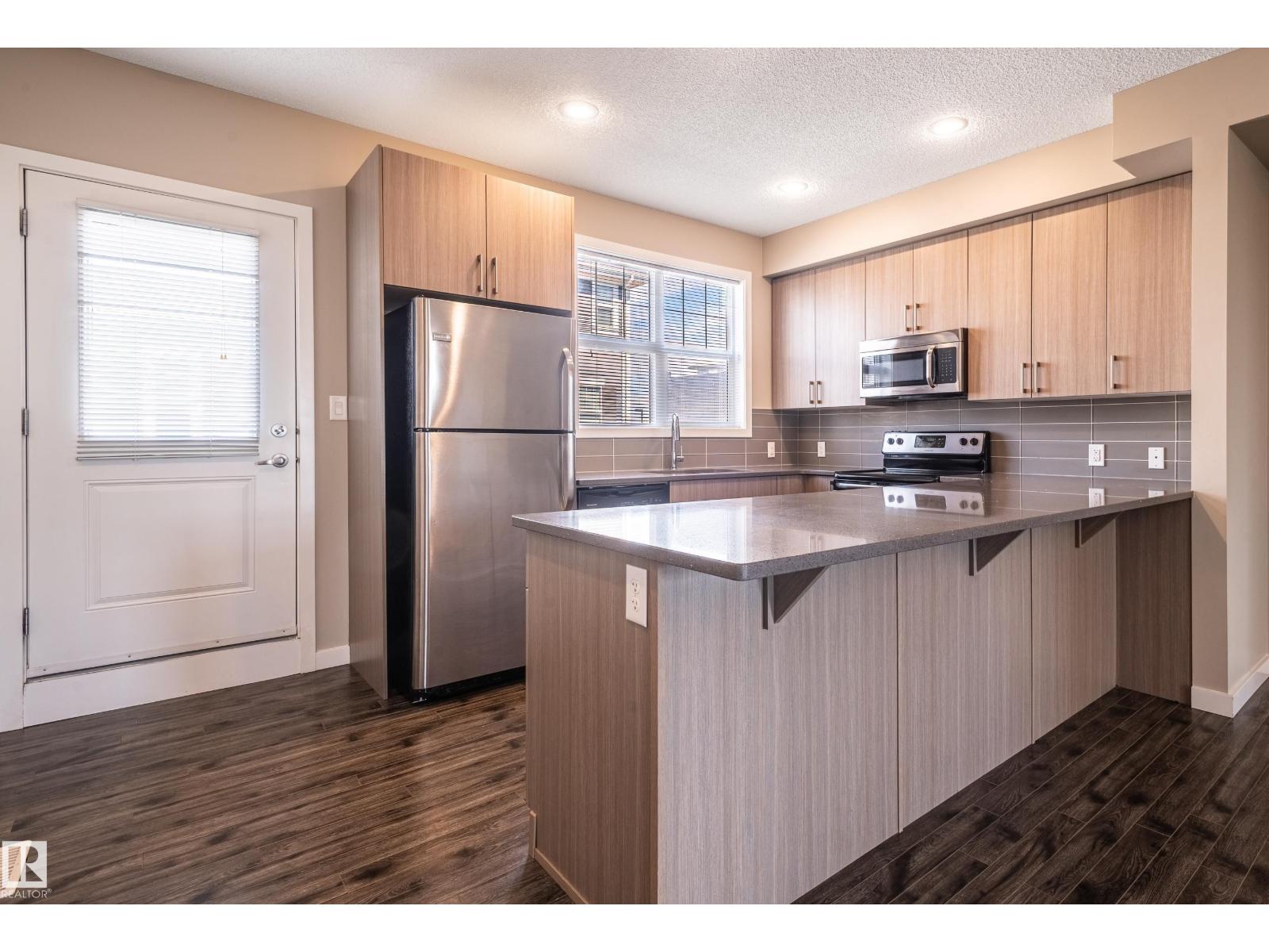 Photo 7 of 71 2803 James Mowatt Tr Sw, Edmonton AB
