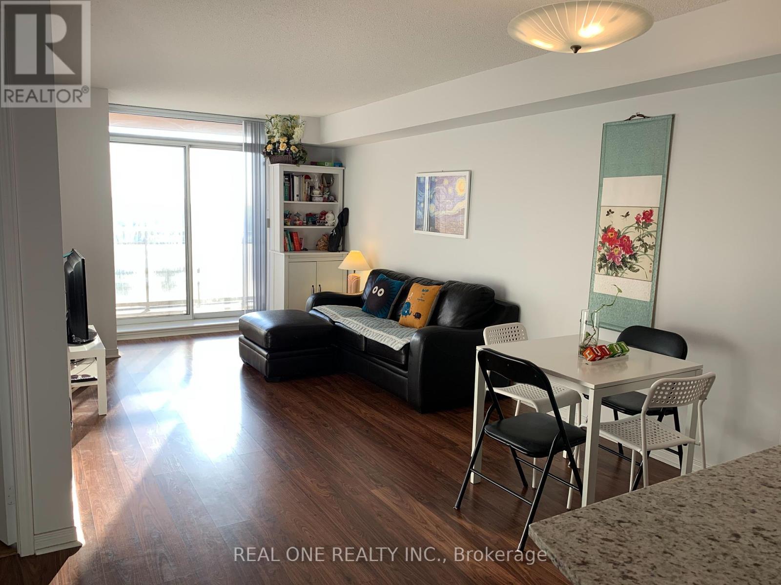 Photo 27 of 606 75 King William Crescent, Richmond Hill ON