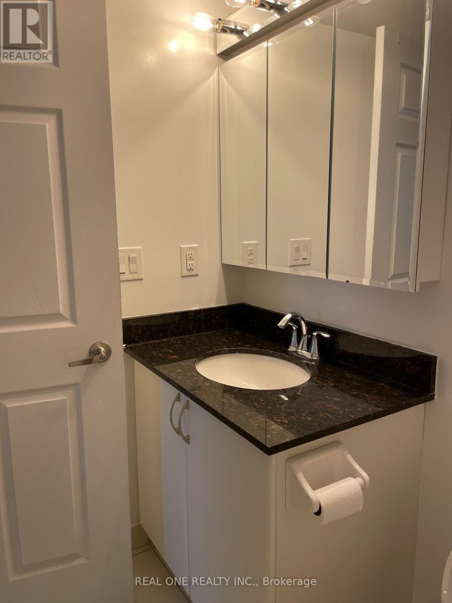 Photo 24 of 606 75 King William Crescent, Richmond Hill ON