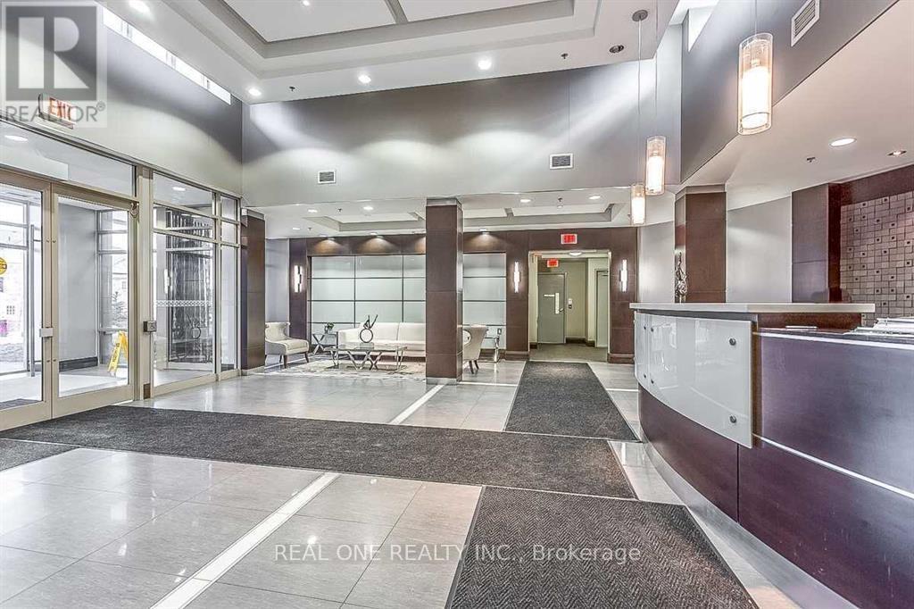 Photo 1 of 606 75 King William Crescent, Richmond Hill ON
