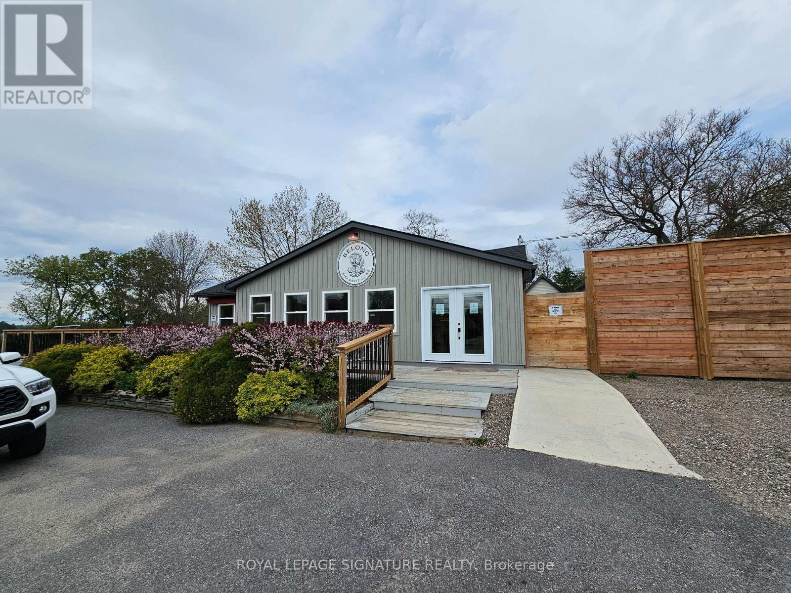 Photo 17 of 1004 Medical Centre, Frontenac ON