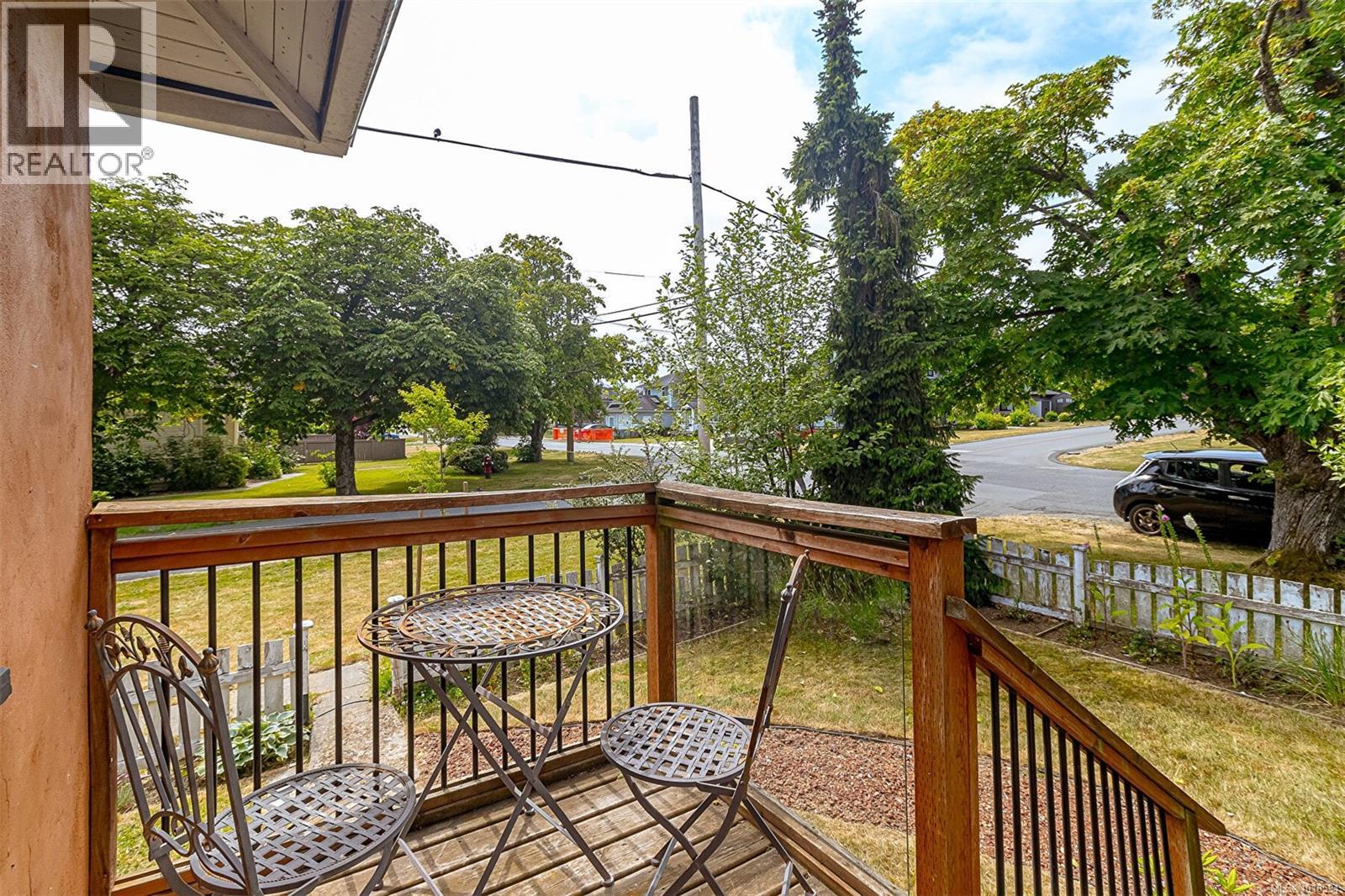 Photo 25 of 200 Obed Ave, Saanich BC