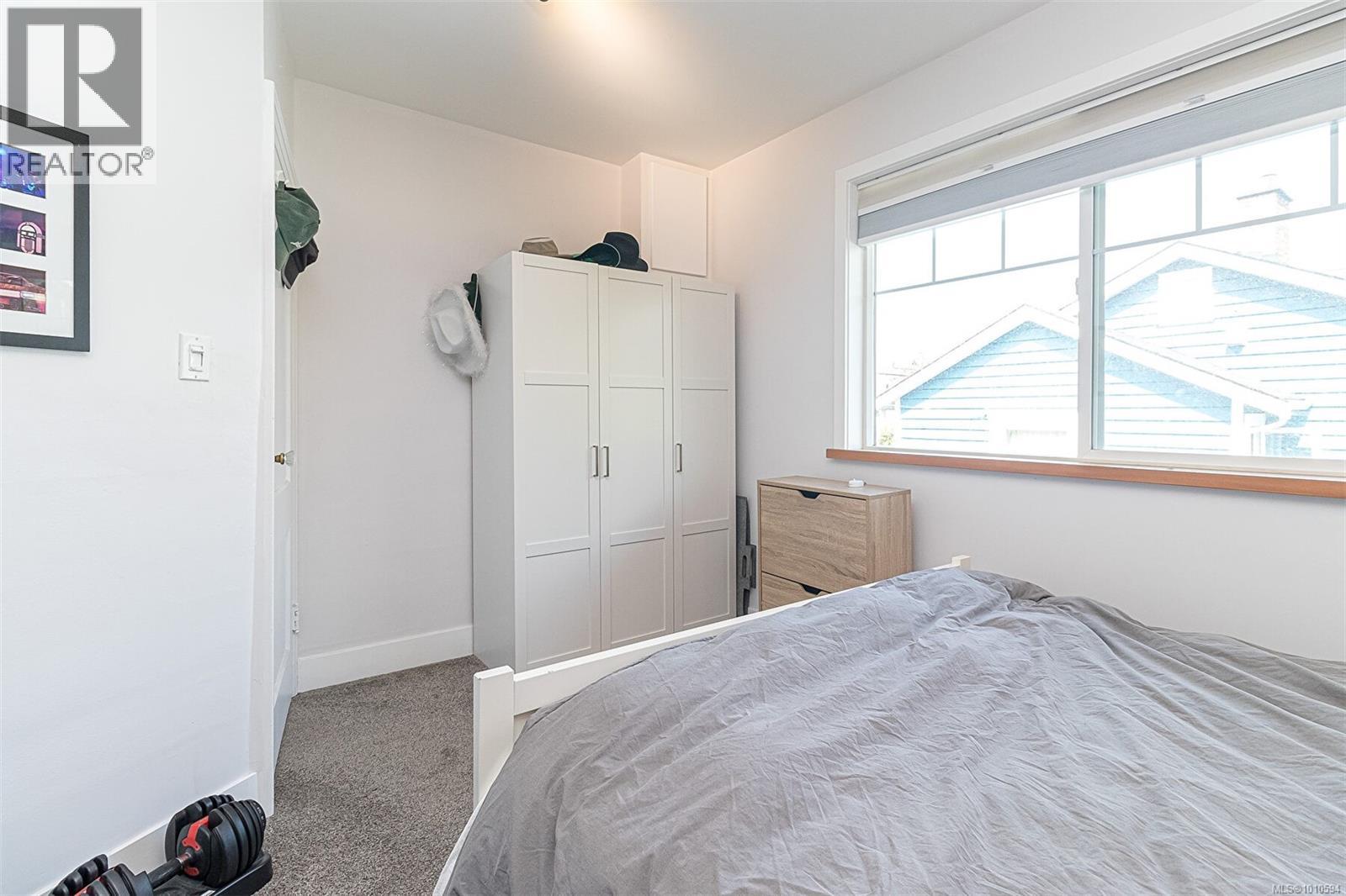 Photo 8 of 200 Obed Ave, Saanich BC