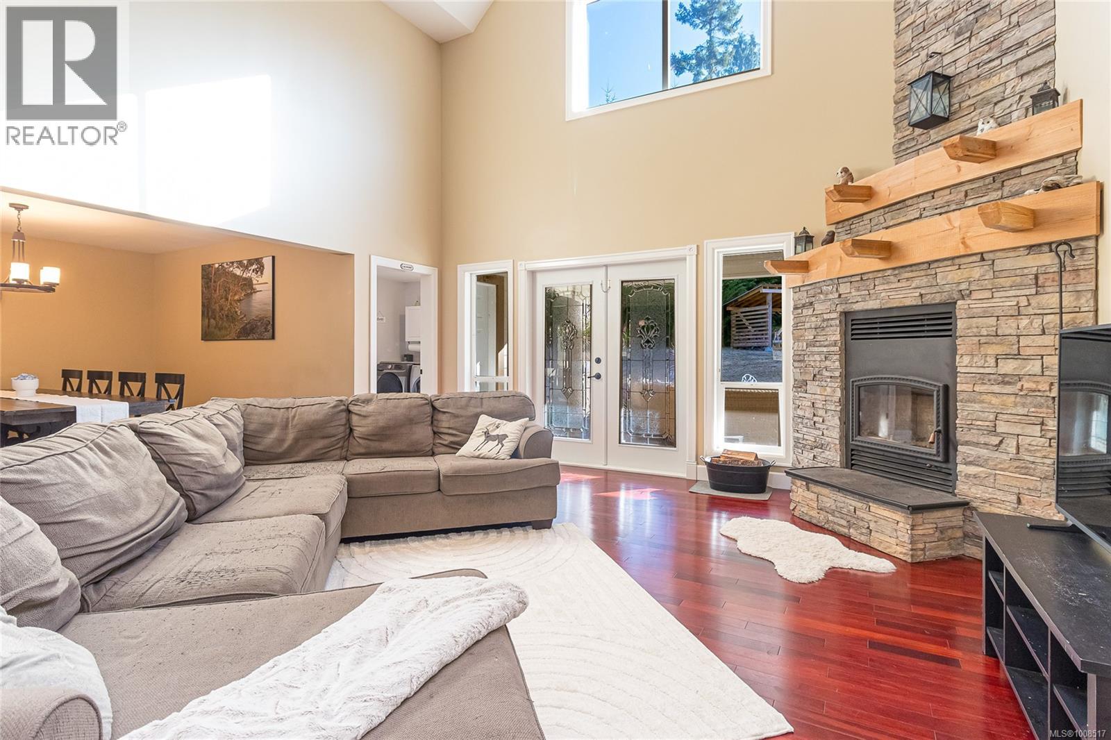 Photo 13 of 2540 Elk Trails Way, Nanaimo BC