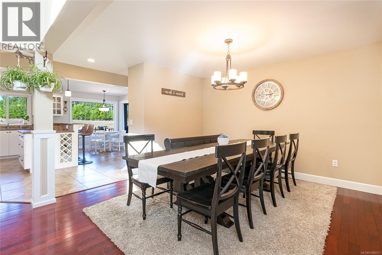 Photo 18 of 2540 Elk Trails Way, Nanaimo BC