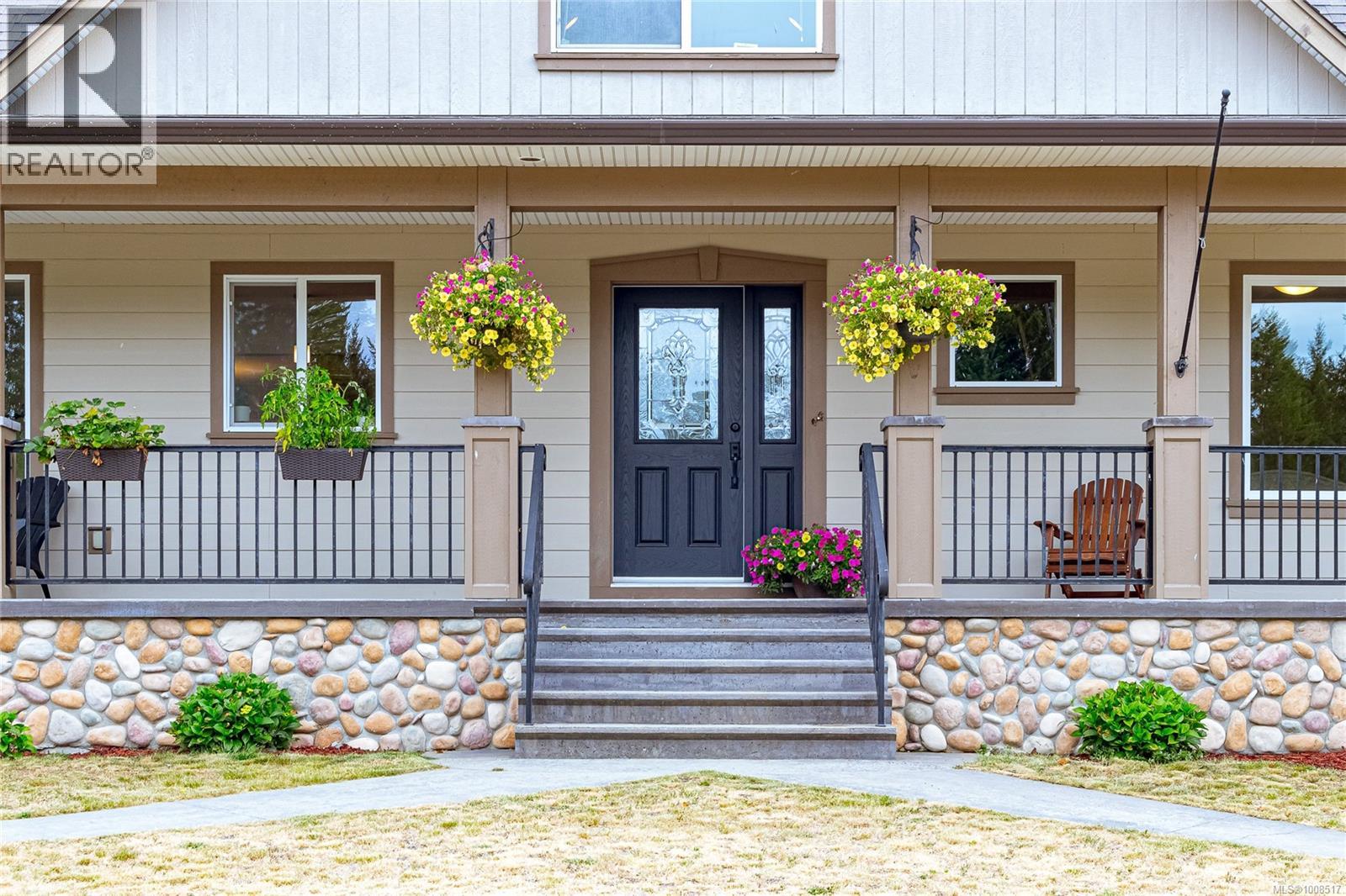 Photo 9 of 2540 Elk Trails Way, Nanaimo BC