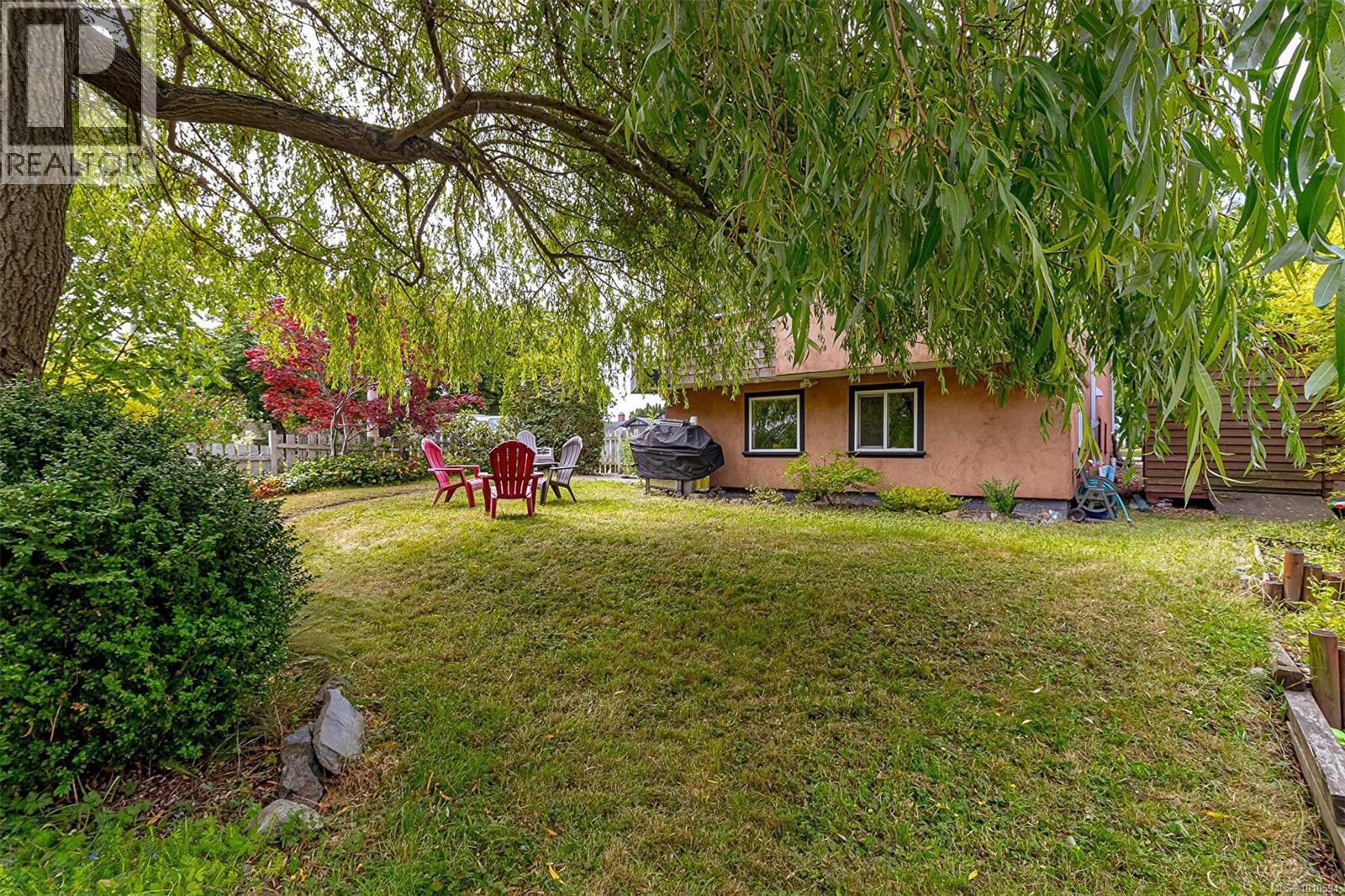 Photo 50 of 200 Obed Ave, Saanich BC