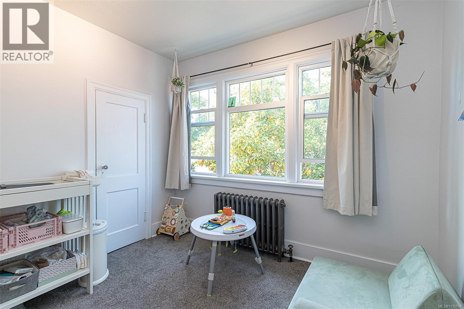 Photo 7 of 200 Obed Ave, Saanich BC