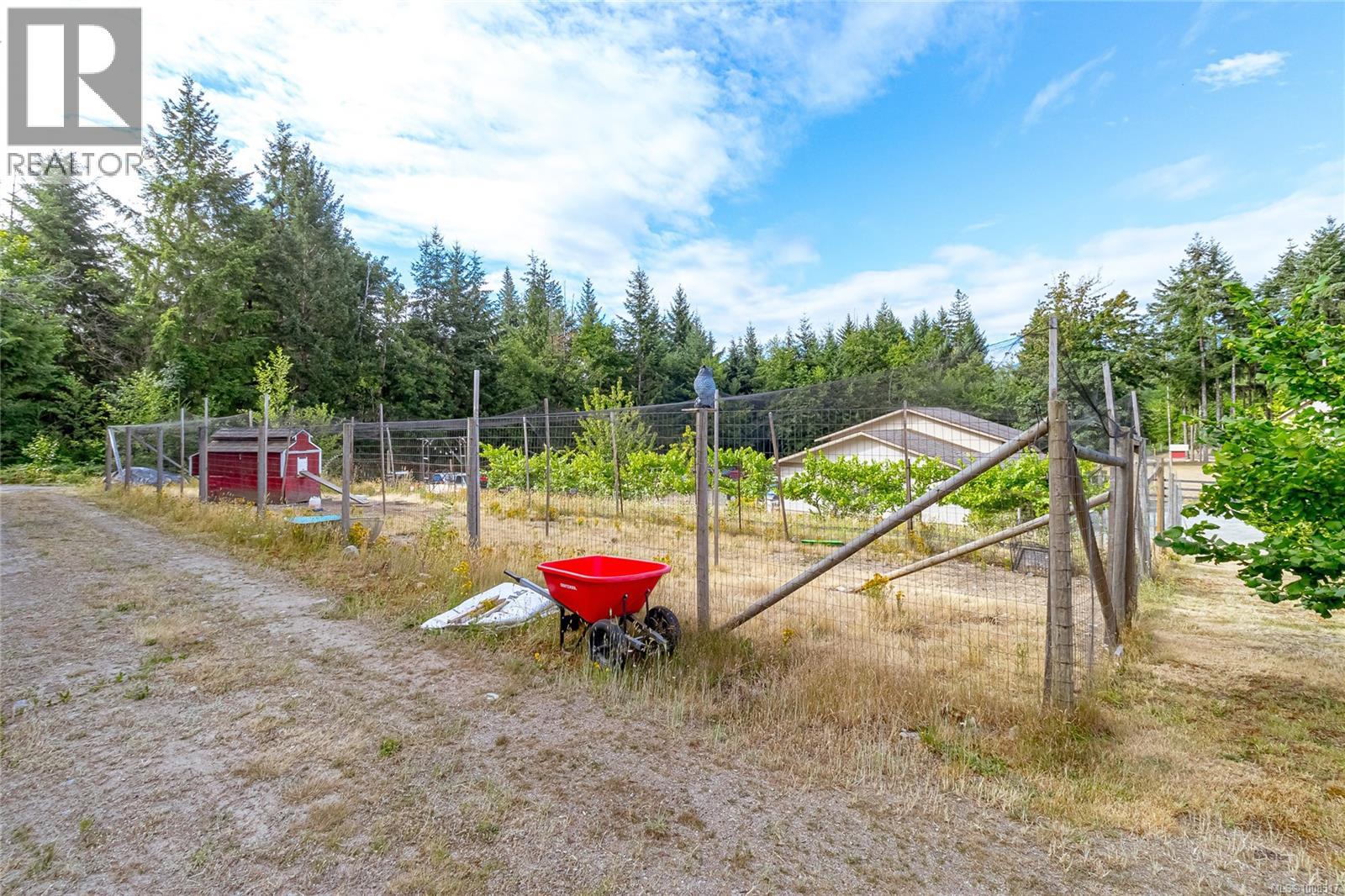 Photo 68 of 2540 Elk Trails Way, Nanaimo BC
