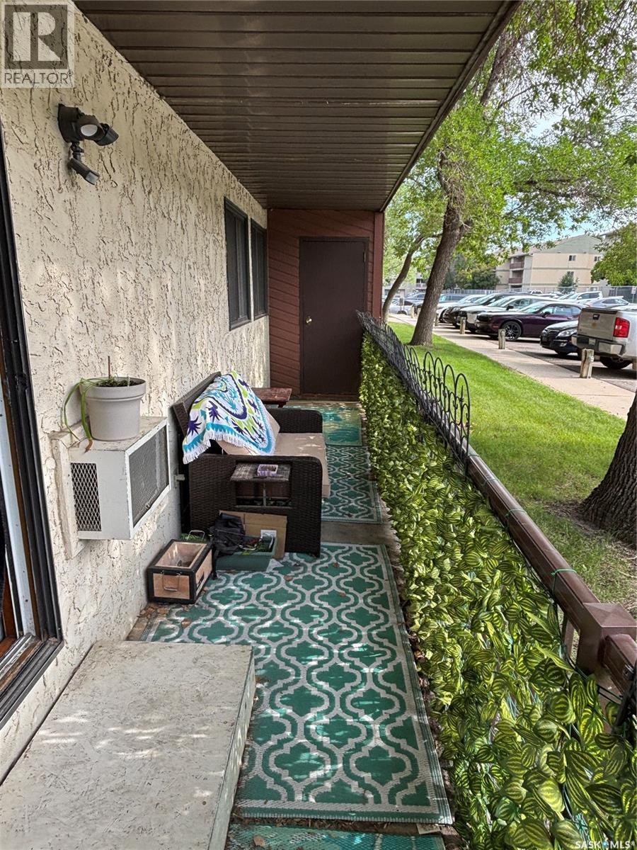 Single Family House Low rise for Sale in A  th STREET E Saskatoon 