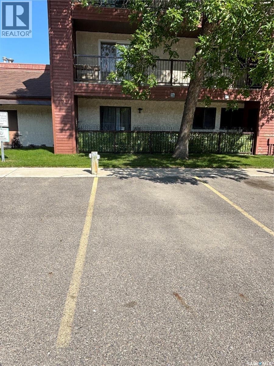 Single Family House Low rise for Sale in A  th STREET E Saskatoon 