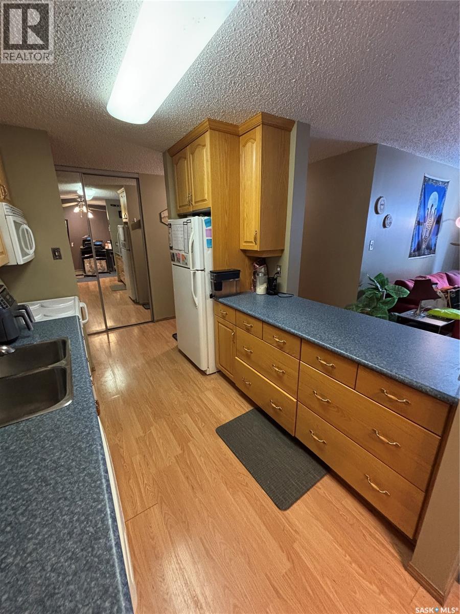 Single Family House Low rise for Sale in A  th STREET E Saskatoon 