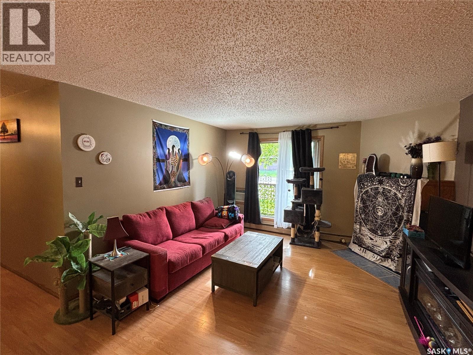 Single Family House Low rise for Sale in A  th STREET E Saskatoon 