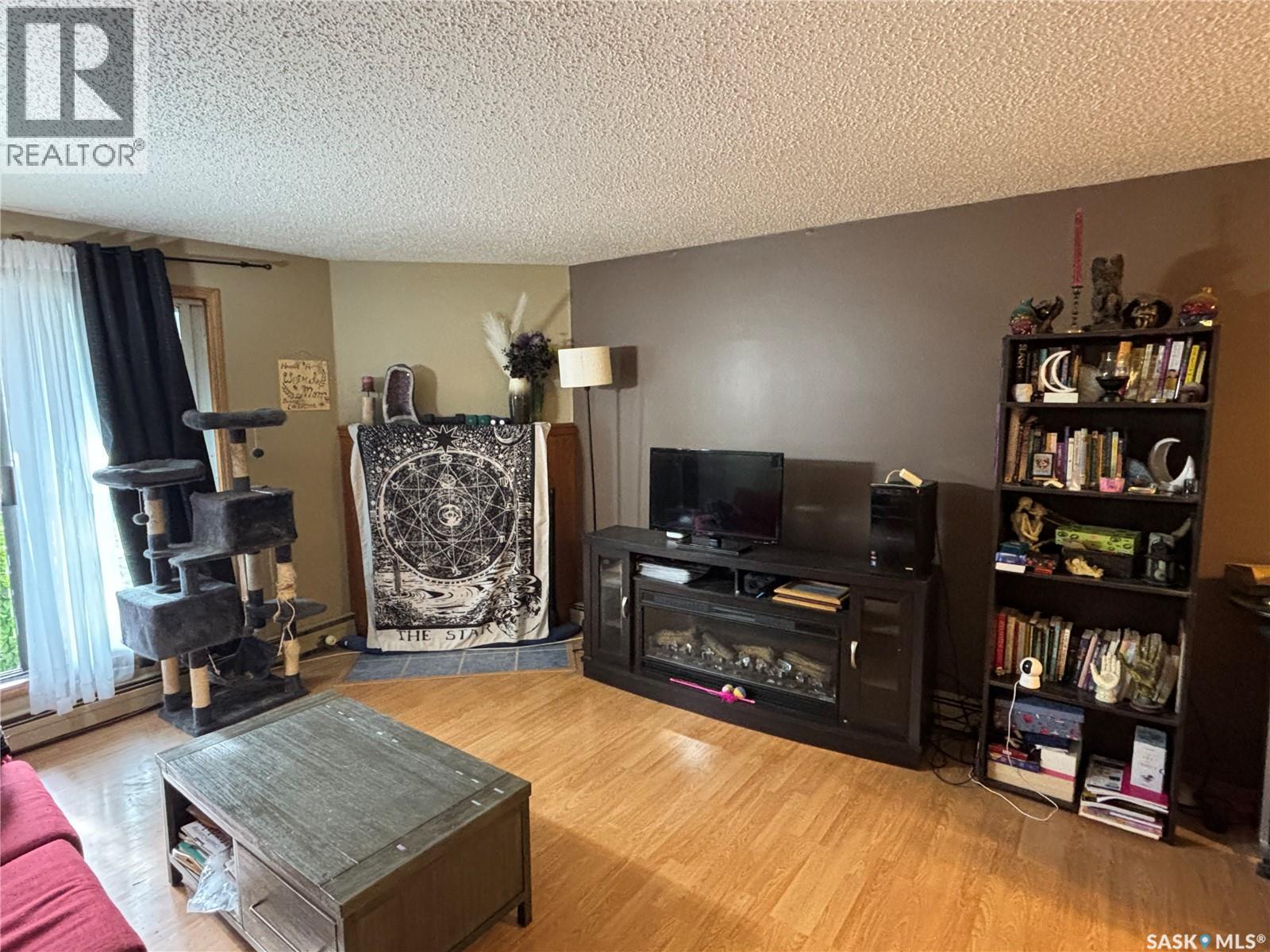 Single Family House Low rise for Sale in A  th STREET E Saskatoon 