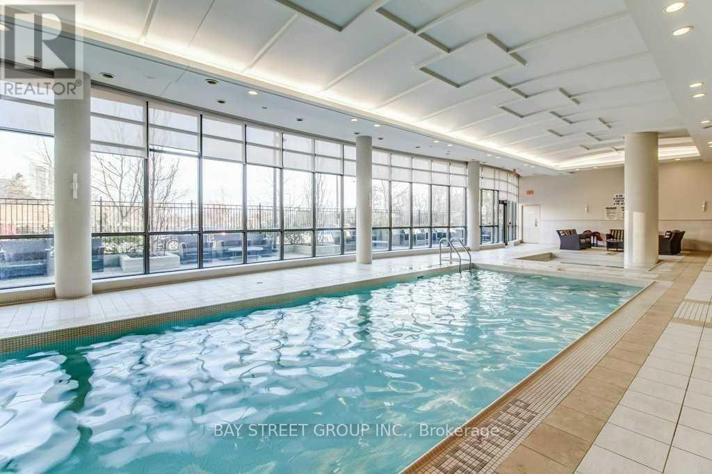 Photo 14 of 508 509 Beecroft Road, Toronto ON