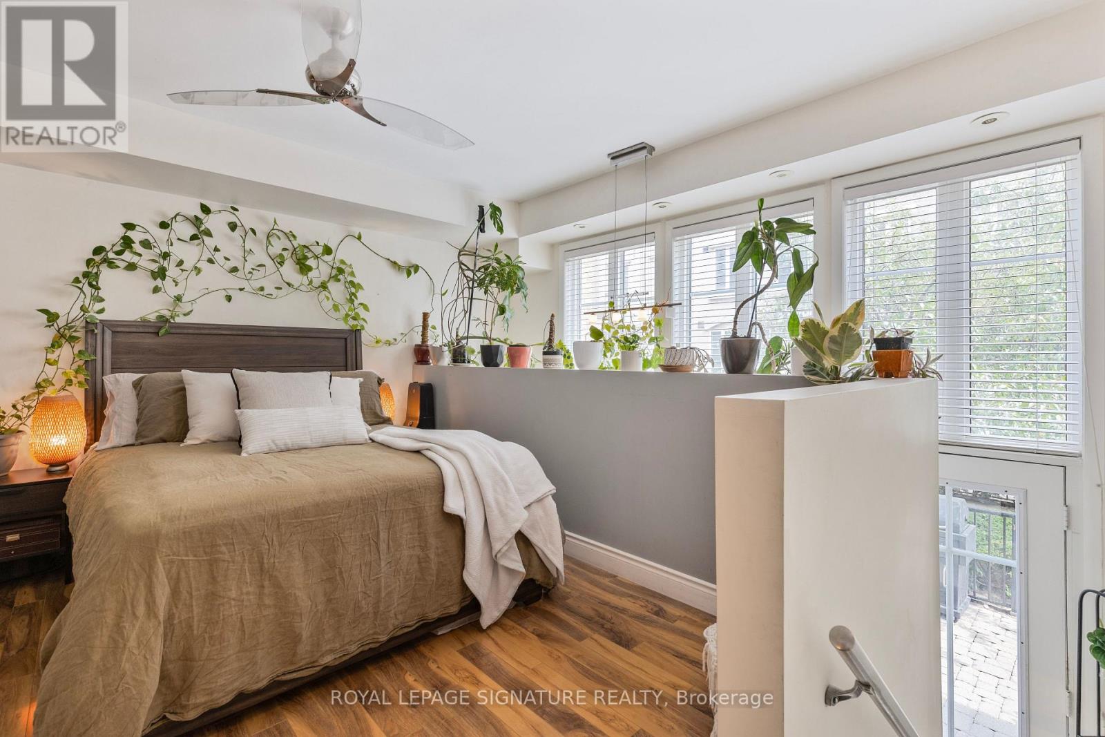Photo 17 of 812 46 Western Battery Road, Toronto ON