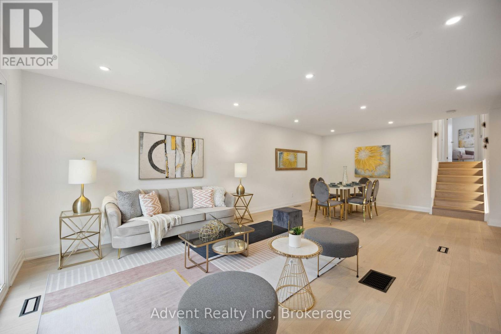 Photo 15 of 73 Glen Springs Drive, Toronto ON