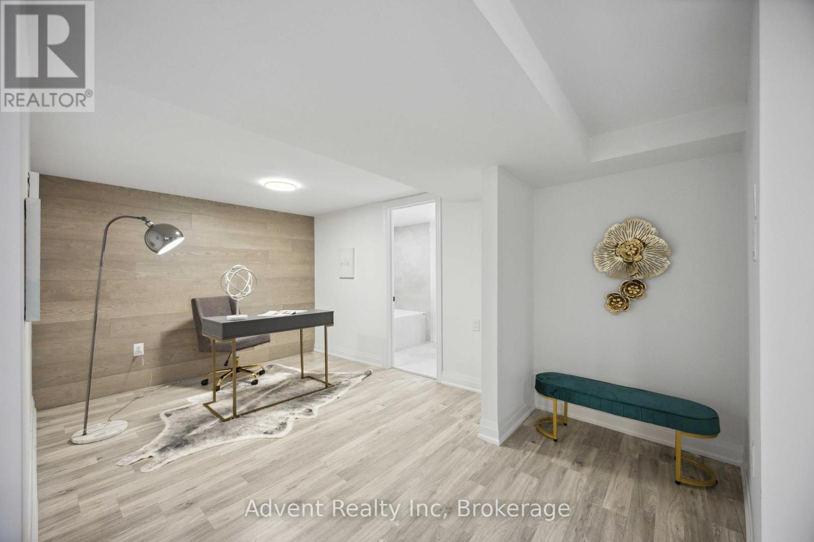 Photo 9 of 73 Glen Springs Drive, Toronto ON