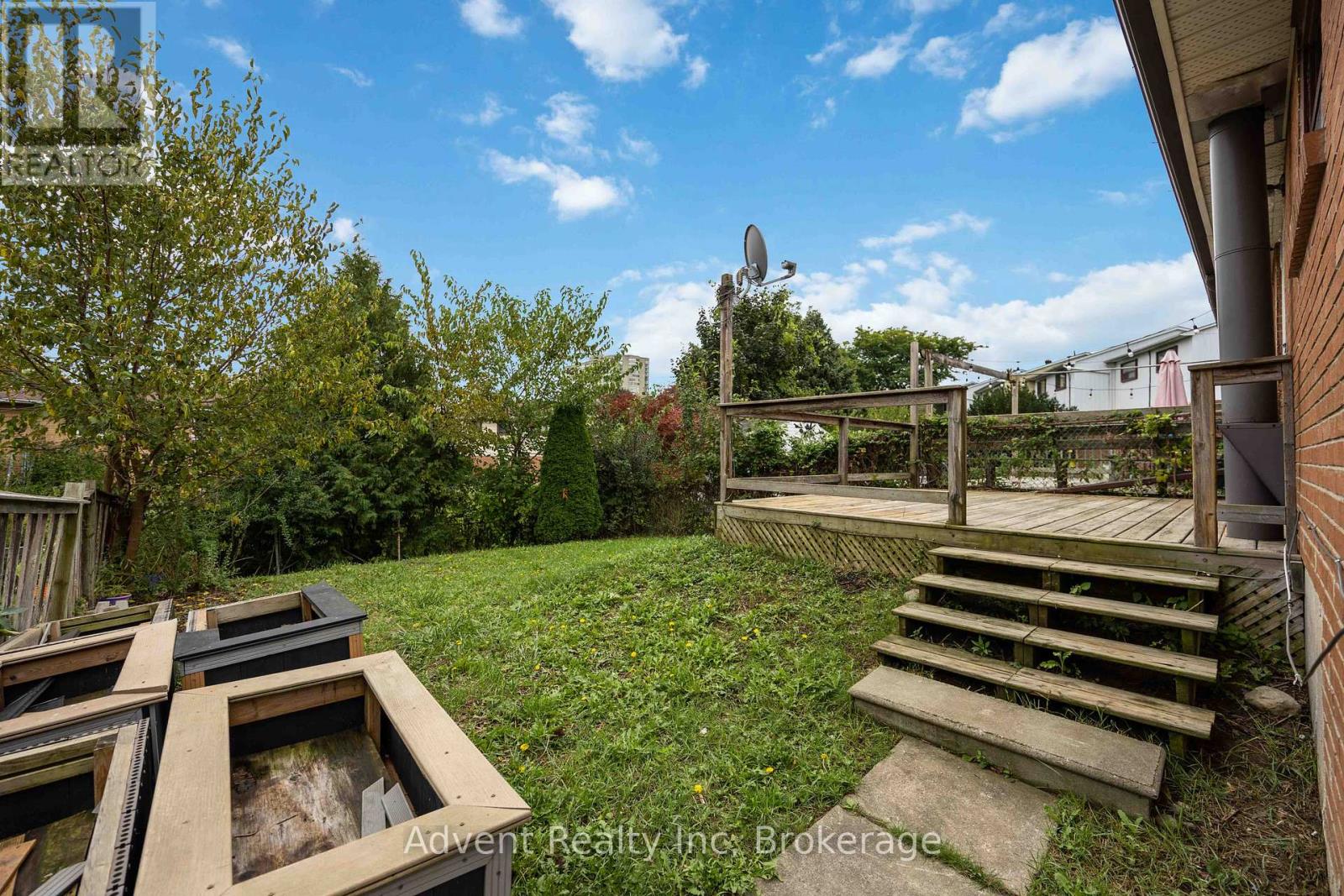 Photo 22 of 73 Glen Springs Drive, Toronto ON