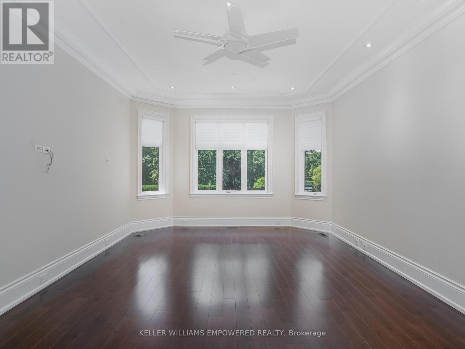 Photo 19 of 12 Macleod Estate Court, Richmond Hill ON