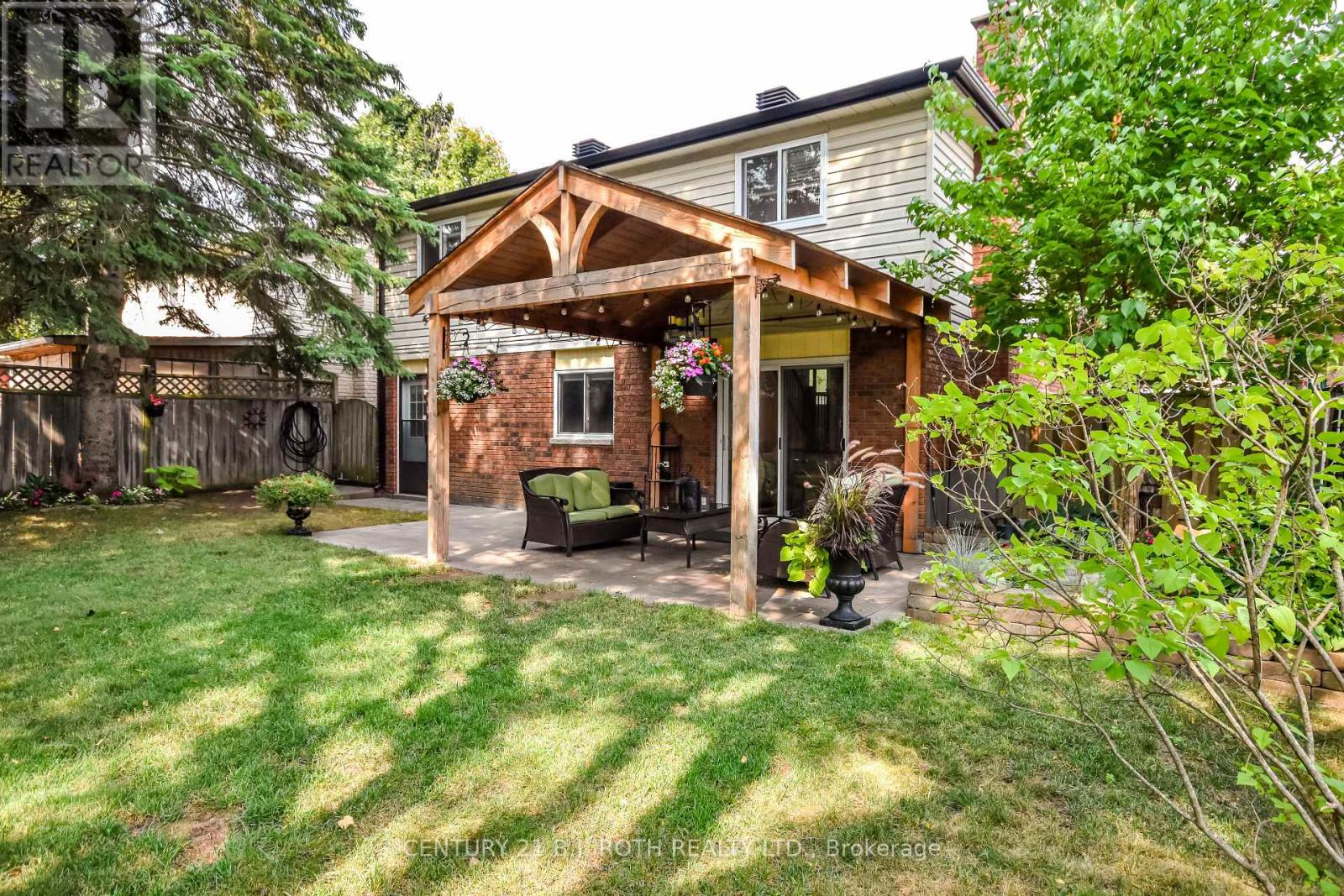Photo 23 of 49 Ridgeway Avenue, Barrie ON