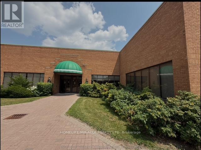 Photo 2 of 29 6635 Kitimat Road, Mississauga ON