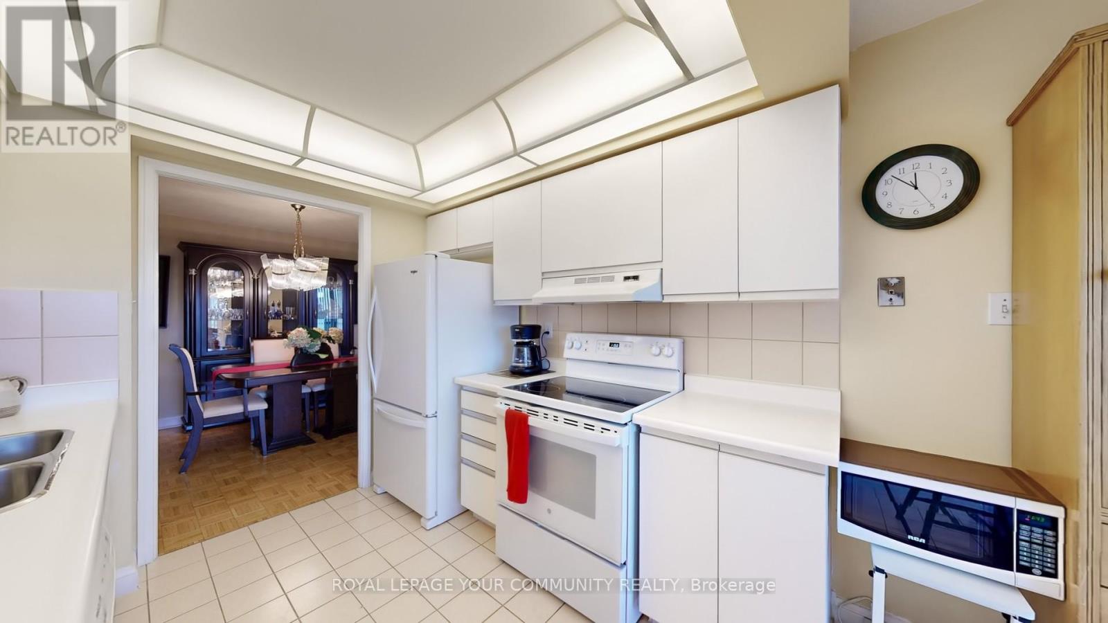 Photo 27 of 404 24 Hanover Road, Brampton ON