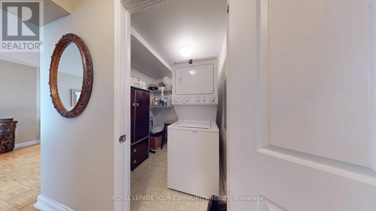 Photo 17 of 404 24 Hanover Road, Brampton ON